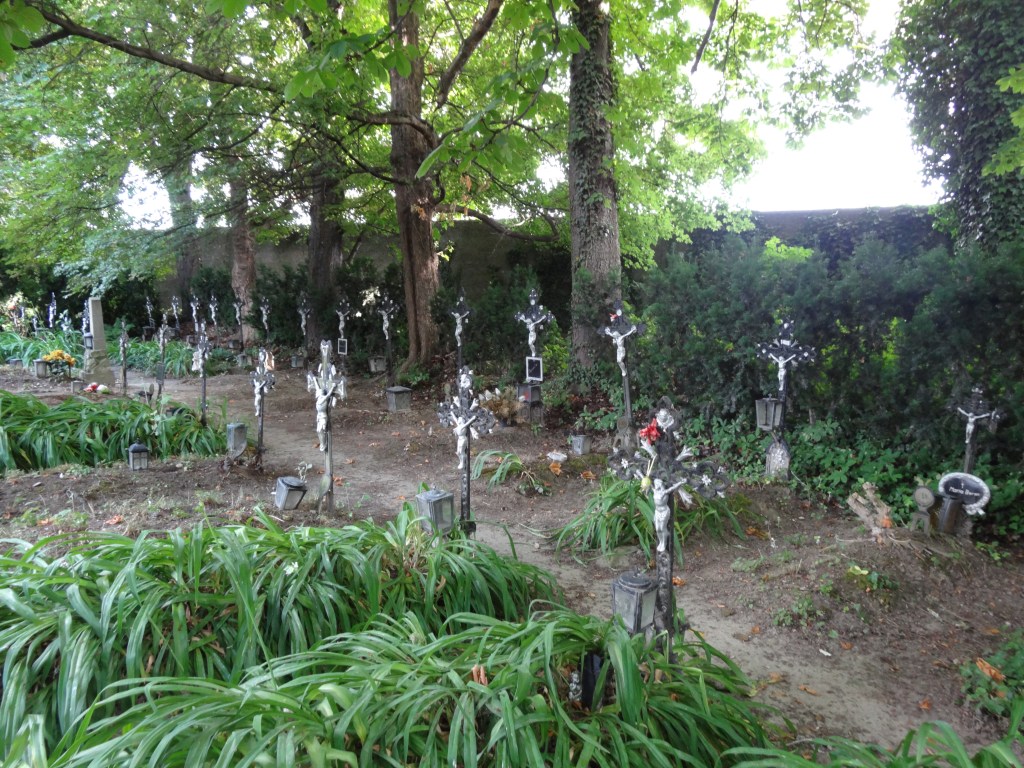 Curiosities: The Cemetery Of The&nbsp;Nameless